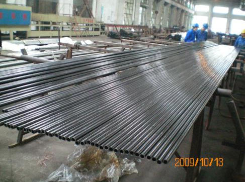 la resistencia eléctrica de China soldó con autógena los tubos de calor de acero de carbono del cambiador y del condensador en venta